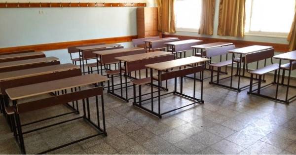 التربية: خطة لإنتاج 10 آلاف مقعد مدرسي