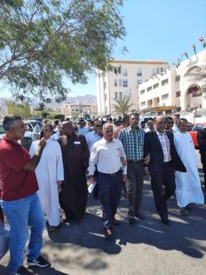 أهالي الموقوفين في العقبة ينفذون وقفة احتجاجية ويناشدون الملك للإفراج عن أبنائهم