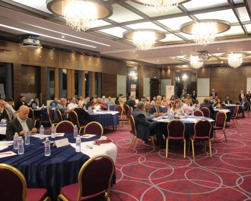 العمل: الإعلام شريك أساسي في اطلاع المواطنين على دور ومهام الوزارة