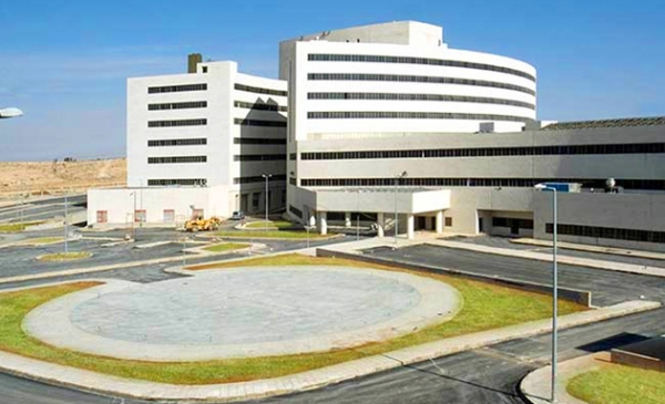 وزارة الصحة تحقق في خطأ طبي بمستشفى الزرقاء الحكومي