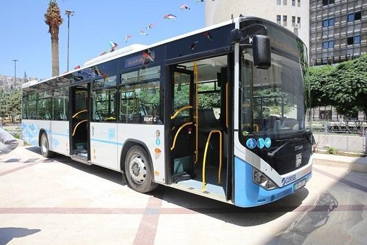الأمانة تقرر إلغاء ودمج مسارات بباص عمان  تفاصيل
