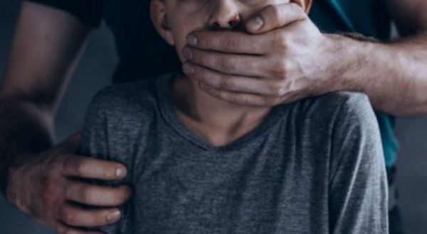 تفاصيل اختطاف صبي أردني واغتصابه