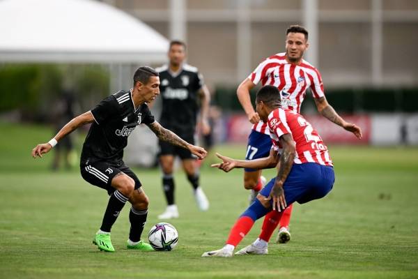 صورة: إصابة دامية في رأس نجم يوفنتوس