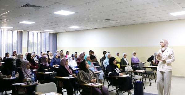 ورشة عمل في “الشرق الأوسط” عن الصحة النفسية للطالب والمعلم
