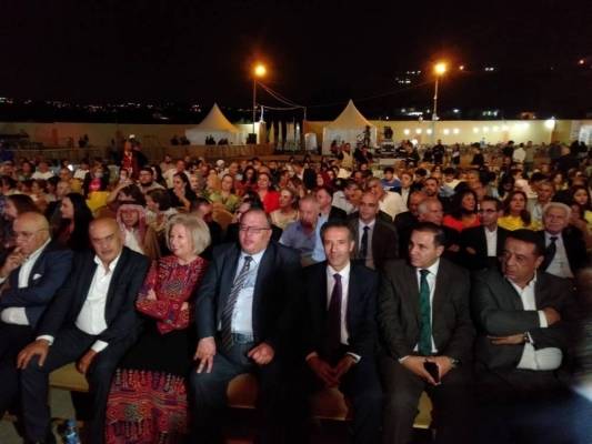 انطلاق مهرجان الفحيص وسط مشاركة كبيرة ومميزة