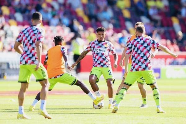 ملياردير بريطاني مهتم بشراء مانشستر يونايتد