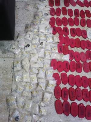 ضبط كميات من المخدرات في البادية الشمالية  صور