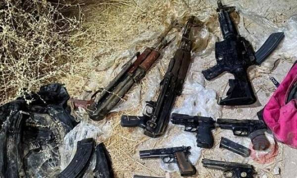 الاحتلال يحبط محاولة تهريب أسلحة من الأردن