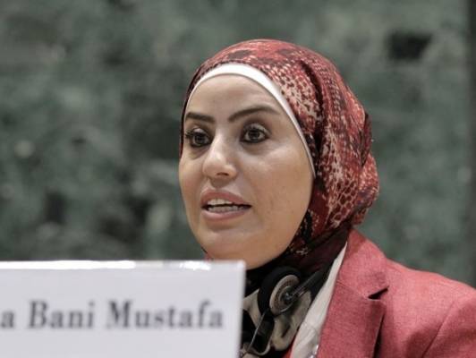 بني مصطفى: الحكومة ملتزمة بالعدالة