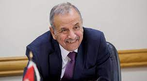 الوزير الباشا والسوشيال ميديا وكاميرات التتبع!