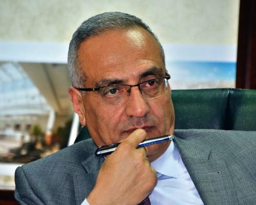 رأي هام لوزير الصحة الأسبق علي حياصات حول استقدام ممرضين من الخارج