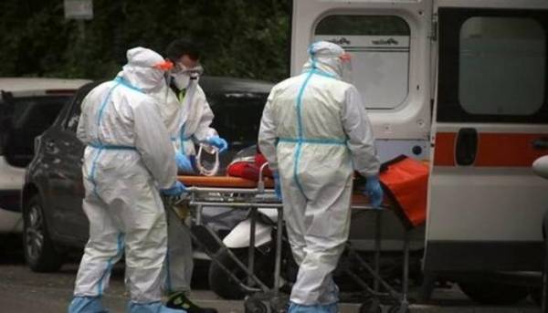 حجو: موجة جديدة من كورونا بداية الشتاء