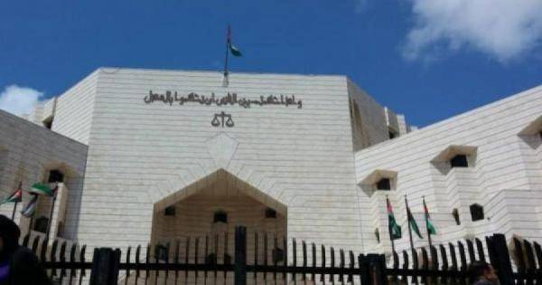 بدء البحث بأسباب تأخر القضايا المتعثرة المتعلقة بالاستثمار