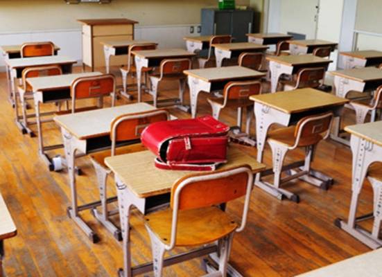 مدرسة خاصة عريقة في عمان تحت هيمنة ميكانيكي سيارات