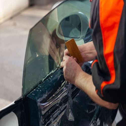 هل يسمح الأمن بتضليل المركبات 50 بدلًا من الـ30 لمواجهة اشعة الشمس؟