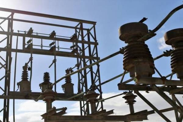 الكهرباء الوطنية: التعامل مع حريق بمحول التزويد جنوب عمان أدى لانقطاع محدود للكهرباء