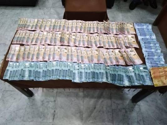 مقيم عربي يدعي سلب مبلغ 10 الاف دينار منه تحت تحديد السلاح.. والأمن يكشف التفاصيل!