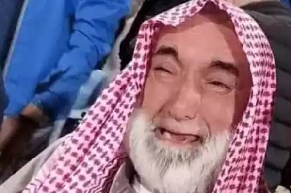 اشتهر بمقولة بدي أشوف الدوري قبل ما أموت.. وفاة شيخ مشجعي الرمثا