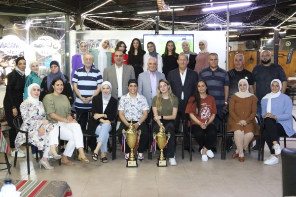 نادي عمّان يكرم فريقه الحائز على بطولة المملكة للسيدات بكرة اليد