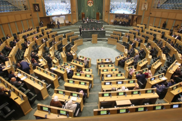 النواب يناقشون اليوم المادة 17 الجدلية في مشروع قانون المجلس الطبي الأردني