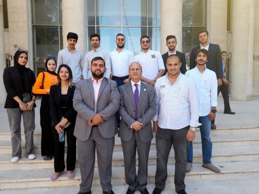 طلبة كلية الحقوق بجامعة عمان الأهلية يزورون محكمة الجنايات الكبرى
