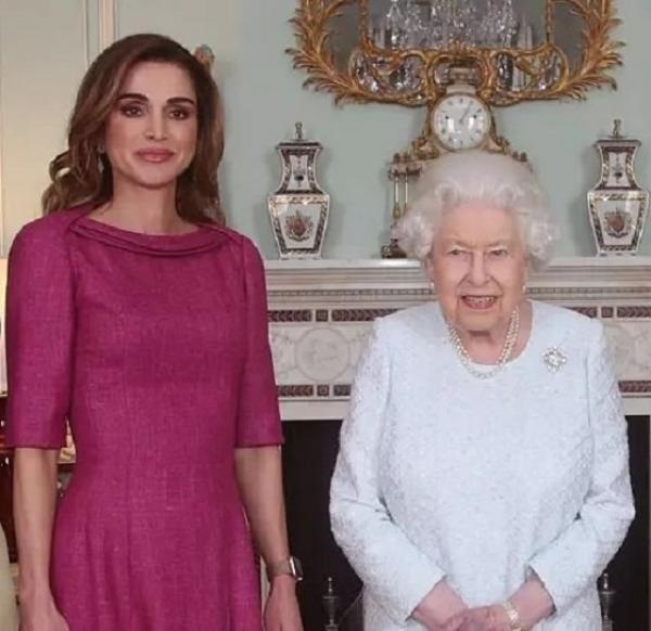 الملكة رانيا تكشف وصية إليزابيث الثانية لها قبل وفاتها.. تفاصيل