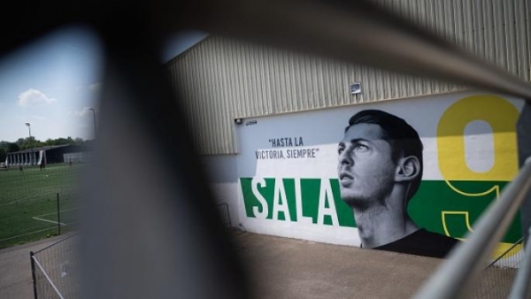 هل كان يمكن منع وفاة لاعب كرة القدم الأرجنتيني إميليانو سالا من خلال نداء الطيار ؟