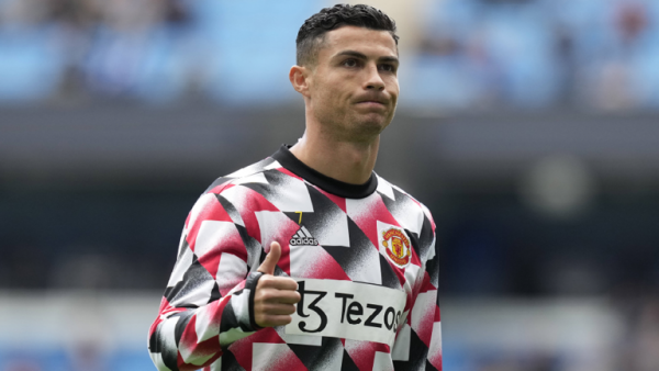 مانشستر يونايتد يوافق على رحيل رونالدو