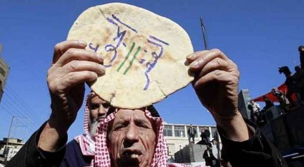 الأردنيون: العنف المجتمعي بسبب الفقر والبطالة