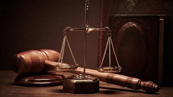 جزاء عمان تقرر توقيف 7 باحثين عن ذهب