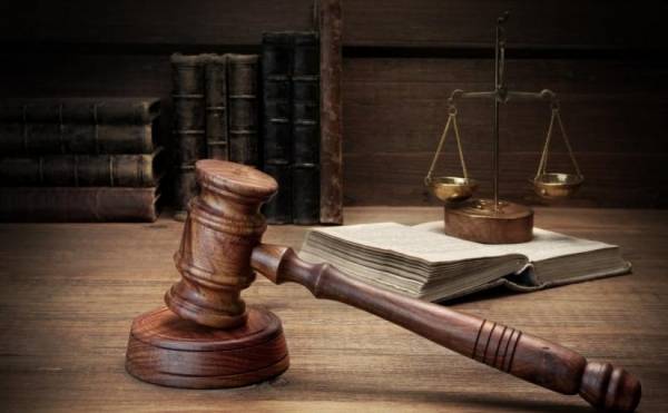 طلب تجديد تصريح عامل وافد يكشف قضية تزوير أذونات أشغال (تفاصيل)