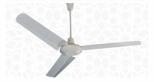 التربية توضح عقب إصابة طالب داخل صفه: المروحة لم تسقط وهذا ما حدث