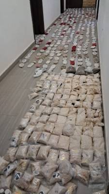 ضبط كميات هائلة من المواد المخدرة وكفوف الحشيش