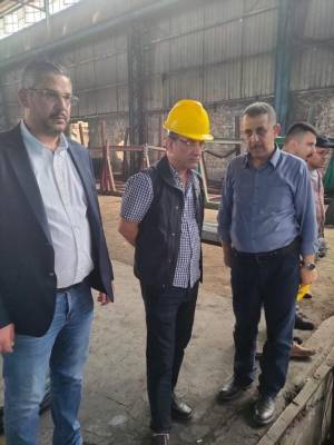 رئيس مجلس حديد الأردن في جولة تفقدية لمصنع الشركة في الهاشمية.. دلالات في الميدان