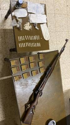 المطلوب رقم (1) بقبضة الأمن