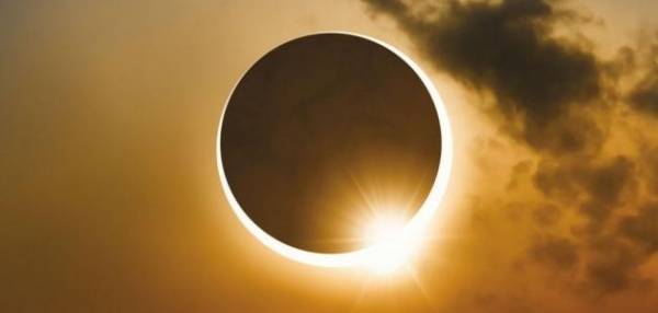 تحديد أماكن رصد الكسوف الثلاثاء المقبل