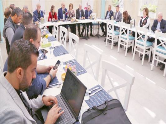 توصية بتأسيس هيئة تشرف على صندوق لدعم الفنانين