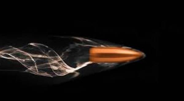 القبض على المتسبب بوفاة حدث برصاصة طائشة بجرش