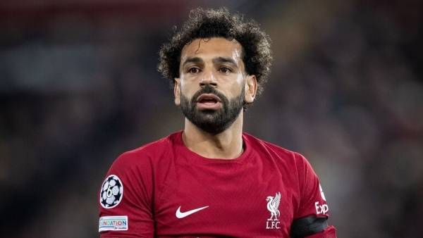 سخرية من عطل واتساب.. وليفربول يتعرض لموقف محرج بسببه (صورة)