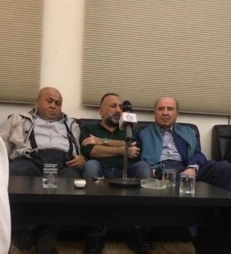 جلبة خلال اجتماع الوحدات تحوله إلى مغلق