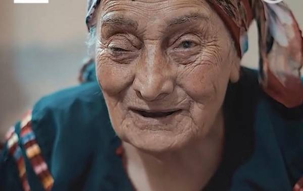 بعد أغنيتها شدوا بعضكم .. الحاجة حليمة تطلق حسابها على التيك توك