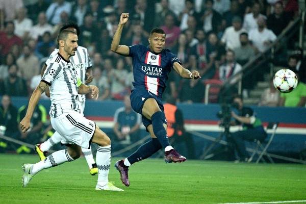 يوفنتوس يفقد 12 لاعبا أمام سان جيرمان