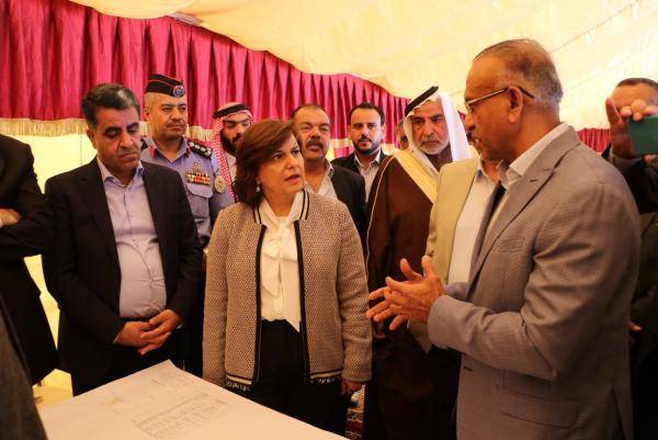 سيوفر 1550 فرصة عمل.. السقاف تضع حجر الأساس لمشروع استثماري في الكرك