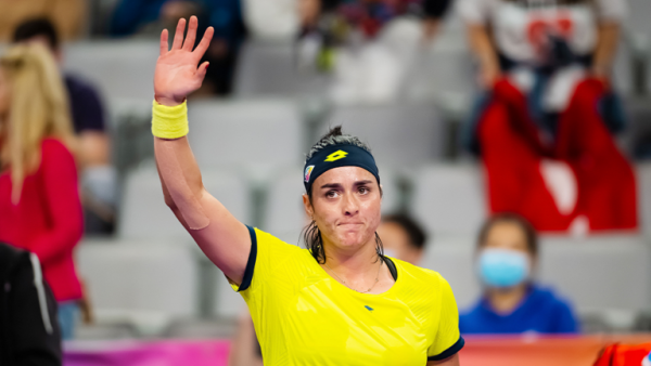 البطولة الختامية.. خروج التونسية أنس وتأهل سابالينكا إلى نصف النهائي