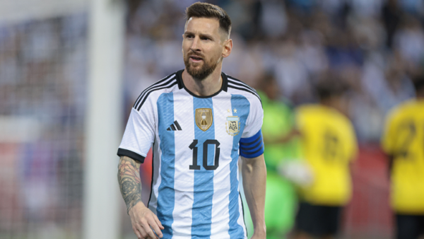 ميسي يظهر في فيديو مثير مع زملائه في منتخب الأرجنتين