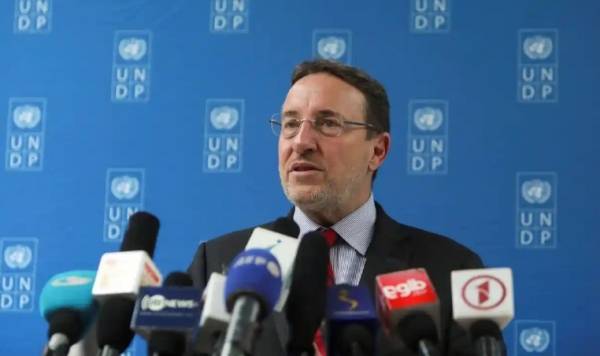 أكثر من 50 دولة مهددة بالإفلاس.. مسؤول بالأمم المتحدة: البلدان النامية في خطر وعلى الدول الغنية مساعدتها