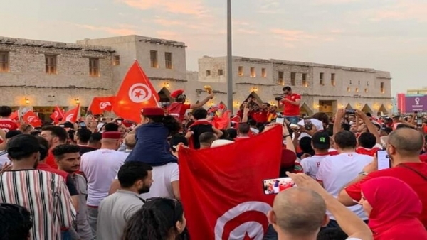 جماهير تونس تلهب أجواء سوق واقف في الدوحة وتخطف الأنظار (فيديو+ صور)