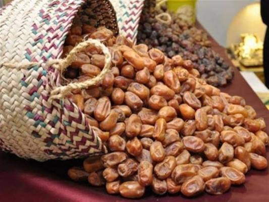 بدء فعاليات المهرجان الدولي الرابع للتمور