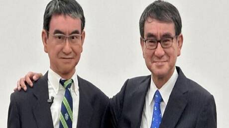 العلماء يستنسخون وزيراً يابانياً
