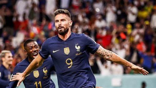 جيرو يقود هجوم فرنسا أمام الدنمارك في كأس العالم 2022